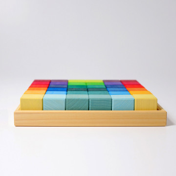 36 cubes colorés