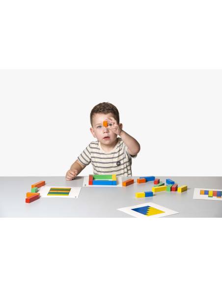 blocs de bois colorés pour apprendre à comparer et mesurer