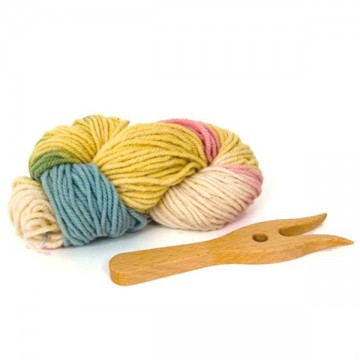 Fourchette à tricoter avec laine