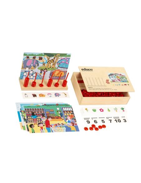 L’enfant complète chaque scène avec les bons objets