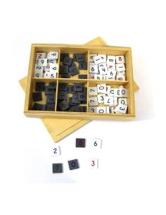 Ensemble de chiffres mobiles pour poser les multiplications sur damier