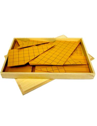 Matériel Montessori pour explorer les surfaces