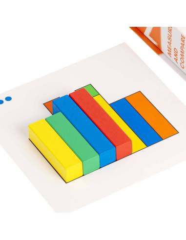 25 blocs de bois de différentes tailles à ordonner selon les fiches