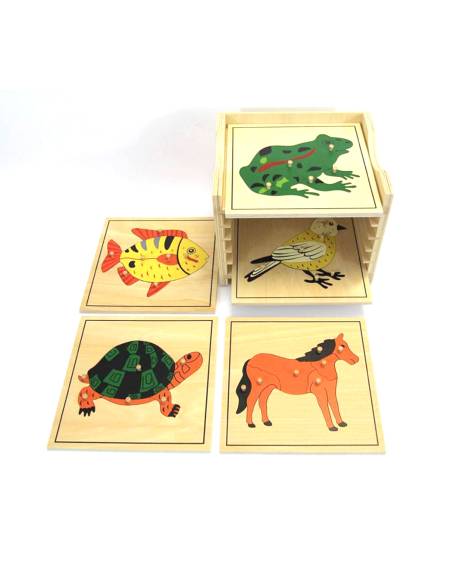 Meuble Montessori contenant 5 puzzles zoologiques en bois