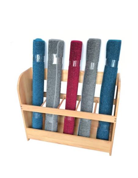 Grand tapis bleu Montessori en feutrine pour délimiter l’espace d’activité