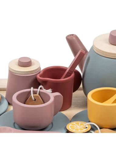 Favoriser l’imagination et la socialisation avec un service à thé en bois réaliste