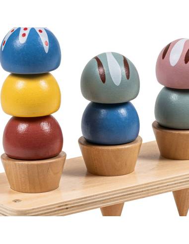 Un jeu gourmand et coloré en bois pour stimuler le jeu symbolique