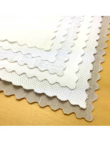 24 carrés de tissus blancs Montessori pour stimuler toucher, concentration et langage sensoriel dès 3 ans