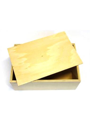 Boîte en bois pour l'arche romane