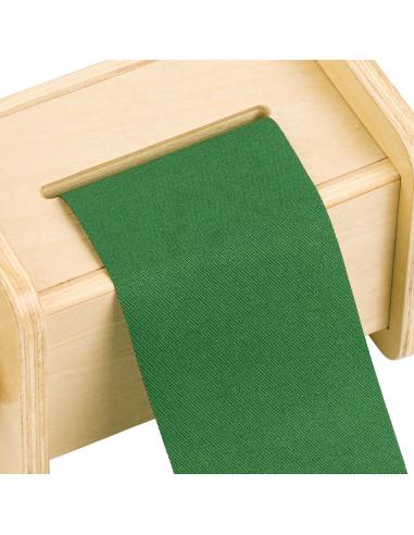 Activité sensorielle Montessori pour exercer la motricité fine et la concentration