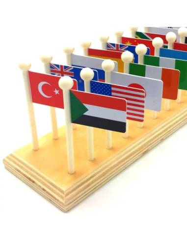Carte du monde Montessori avec drapeaux – découverte des pays et de leur localisation