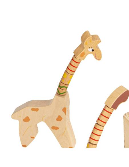 Activité sensorielle et mathématique pour comparer les tailles des animaux en bois