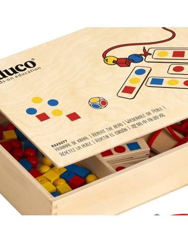 Un jeu Montessori qui initie les enfants aux algorithmes et développe leur motricité fine