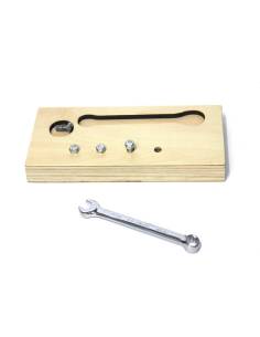 Plateau à visser Montessori en bois avec 5 clés plates et polygonales