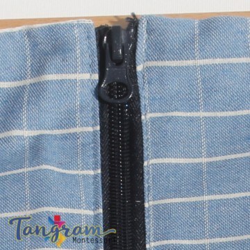 Cadre d'habillage de la fermeture éclair de blouson | Tangram Montessori